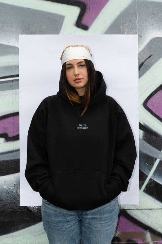The Valedictorian Hoodie - Schwarz